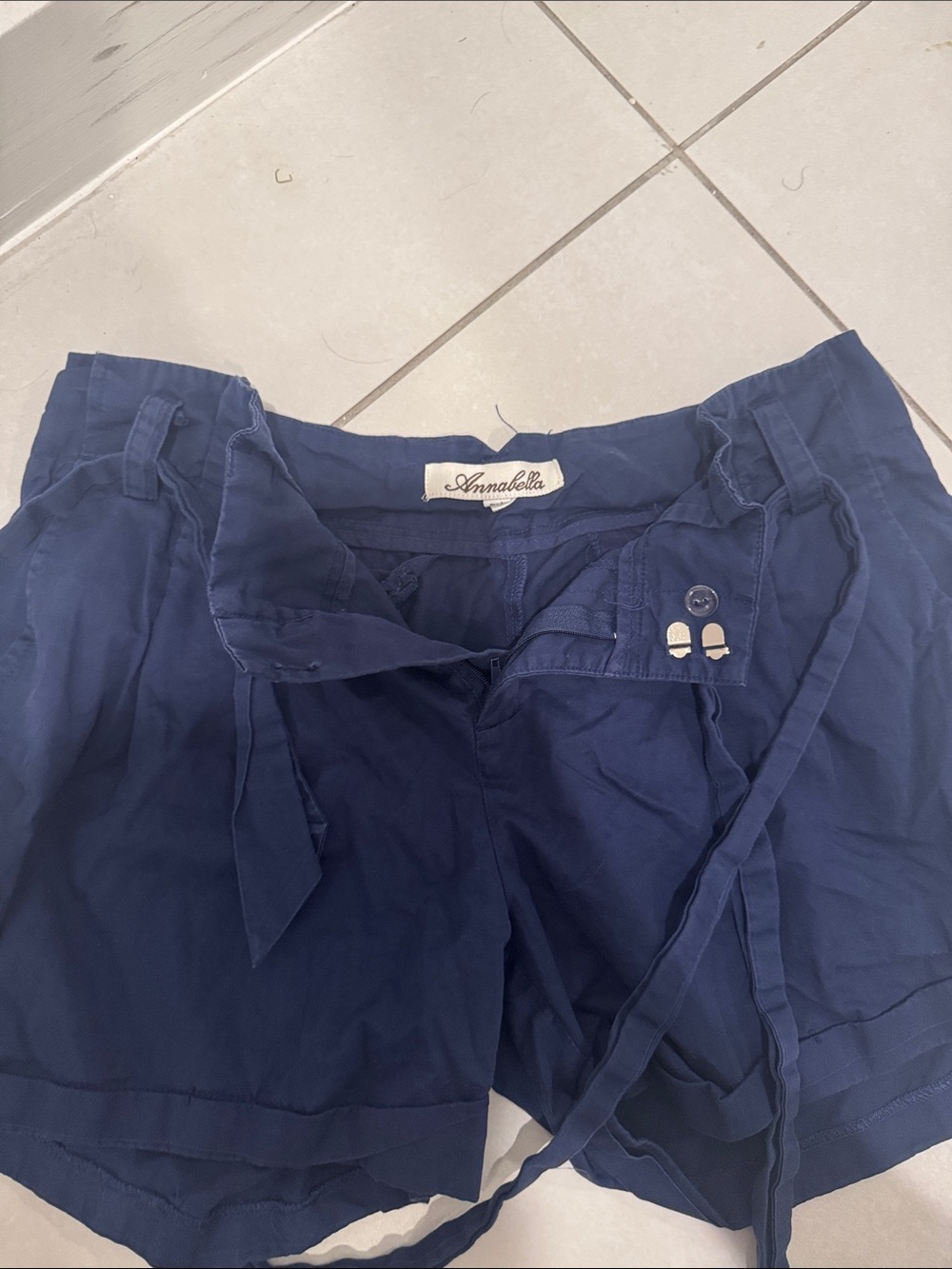 Annabella Navy High-Waist Tie-Waist Shorts - Picture 2 of 5